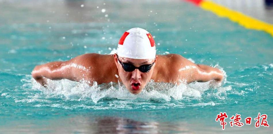 中建立自信 中建立自信